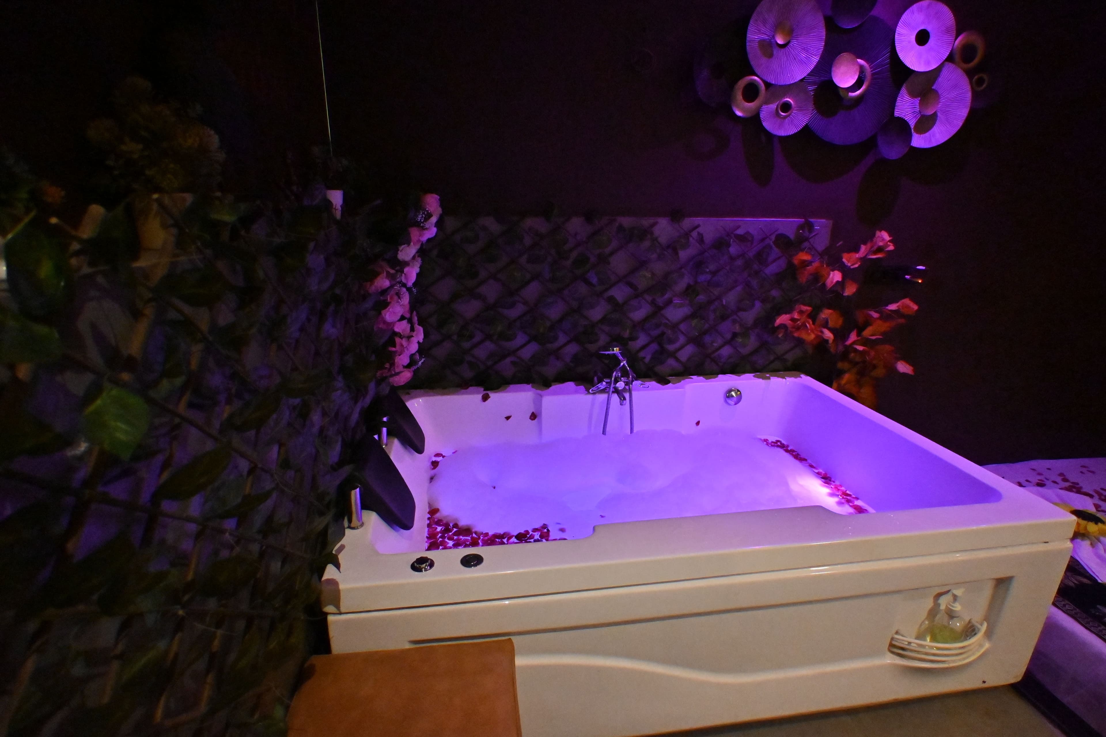 Jacuzzi Body Massage