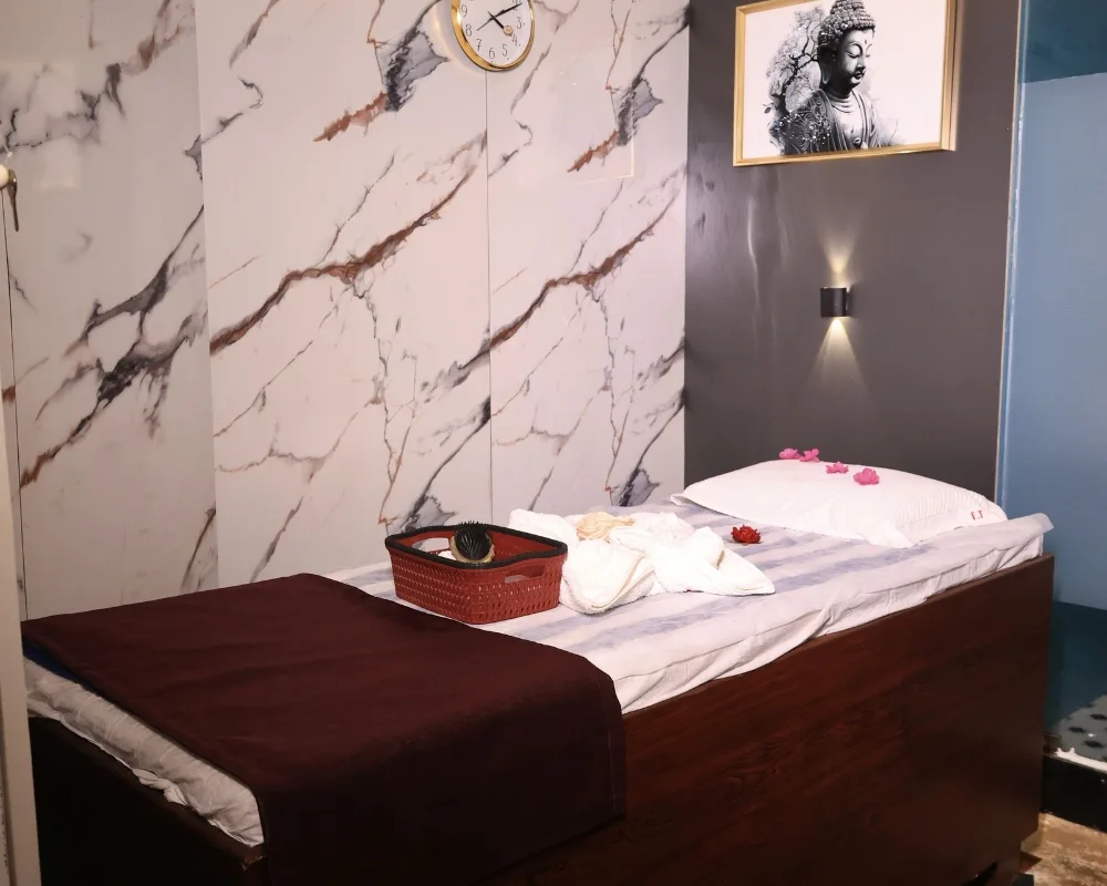 Amron Spa image