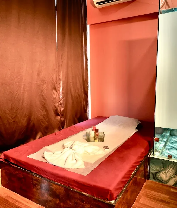 Artham Luxury Spa image
