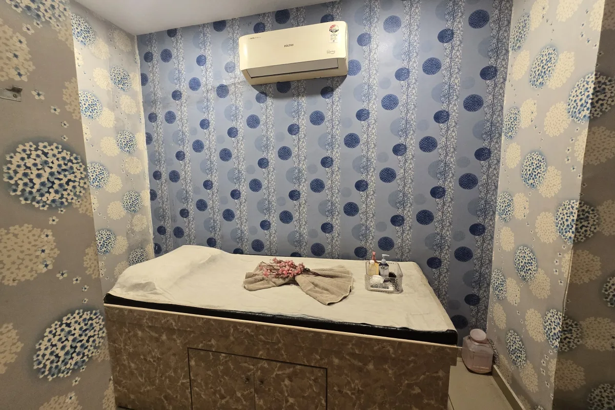 Elam Thai Spa image