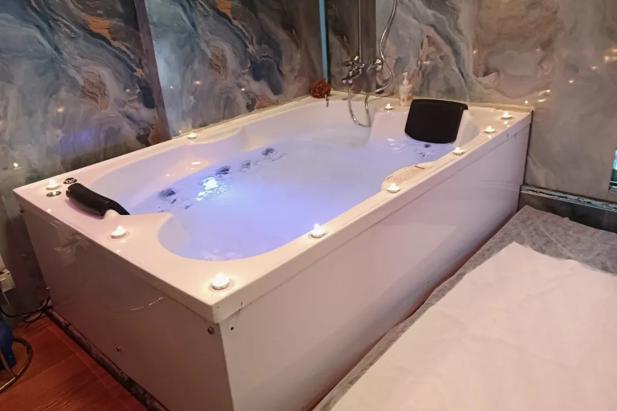 Essence Beauty Spa image