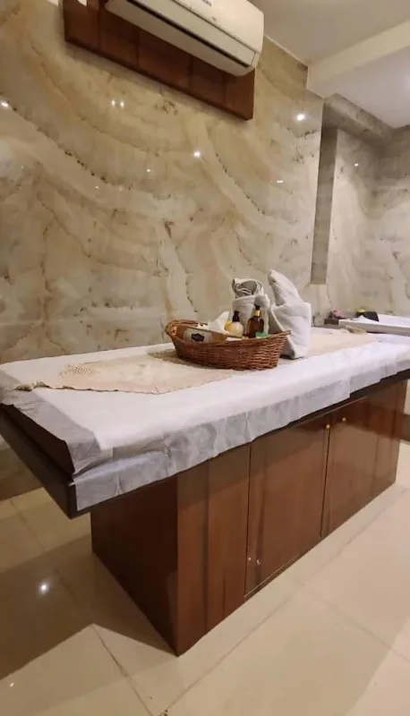Feel Spa image