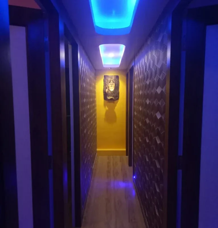 Hill Spa Charni Road image