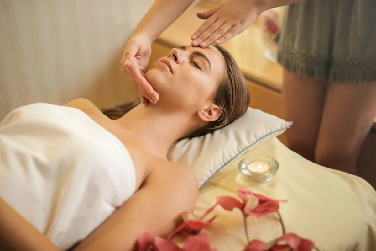 Lush Thai Spa image