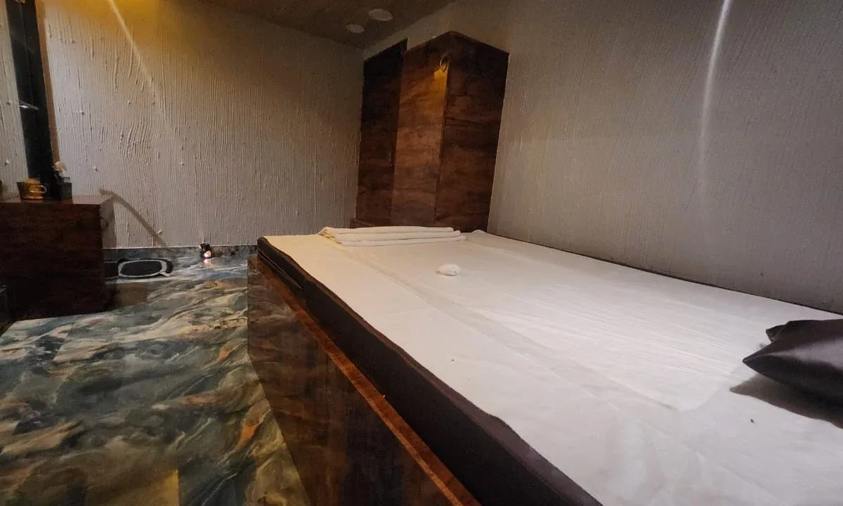 Mudita Spa Vile Parle  image