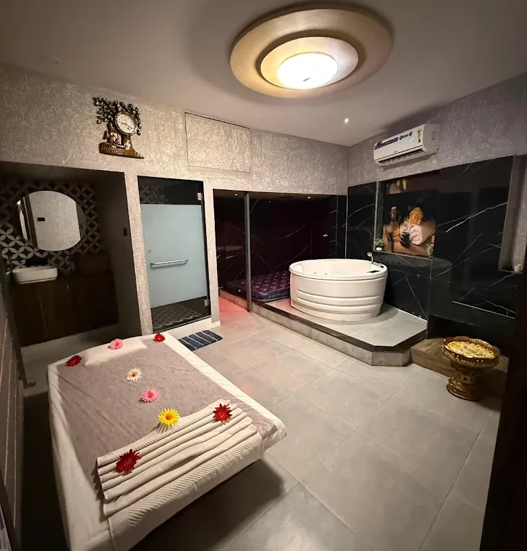 Mystic Luxury Spa image