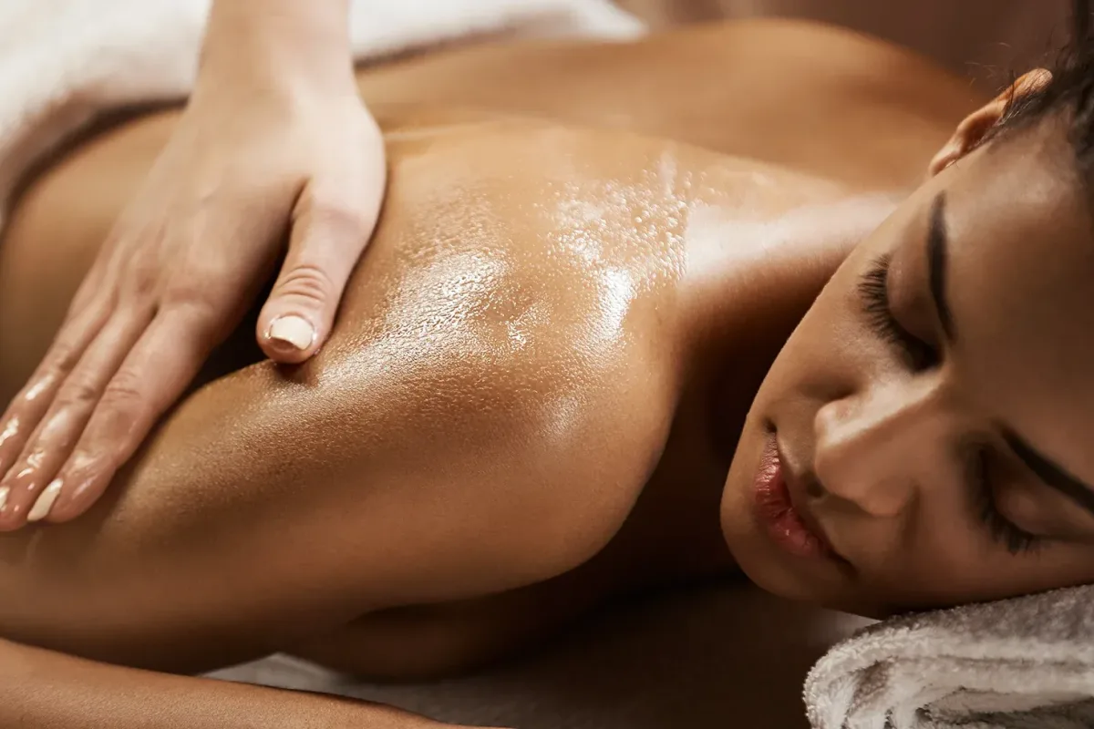 Nirvana Thai Spa  cover