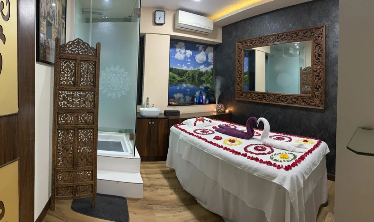 RJ Royal Luxury Spa image