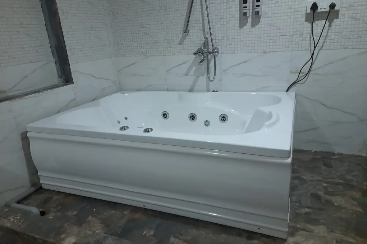 Shine Spa image
