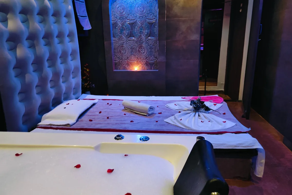 Spa Saga  Juhu image