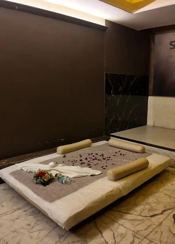 Spa World Colaba image