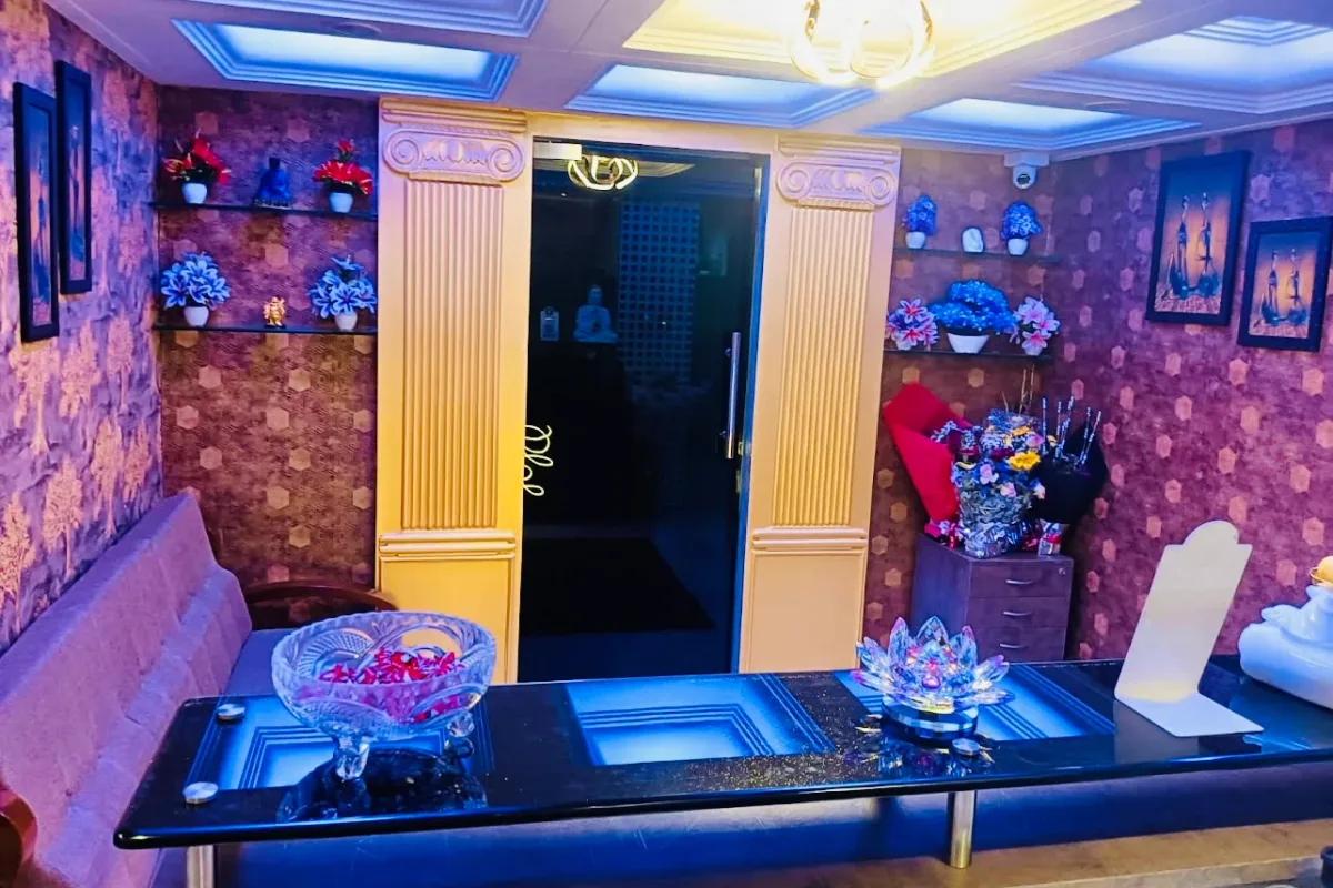 Taj Luxury Spa image