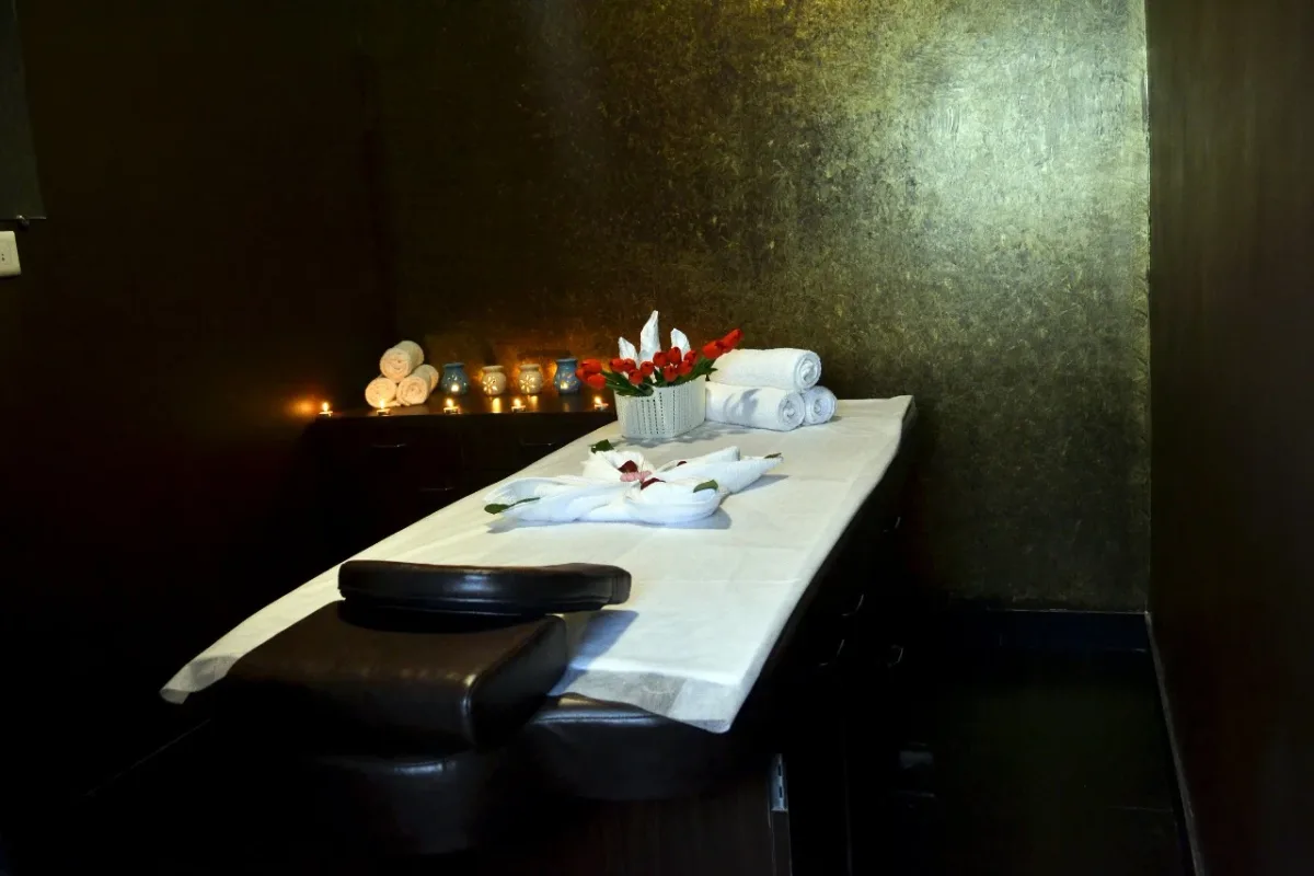 The Golden Paradise Spa image