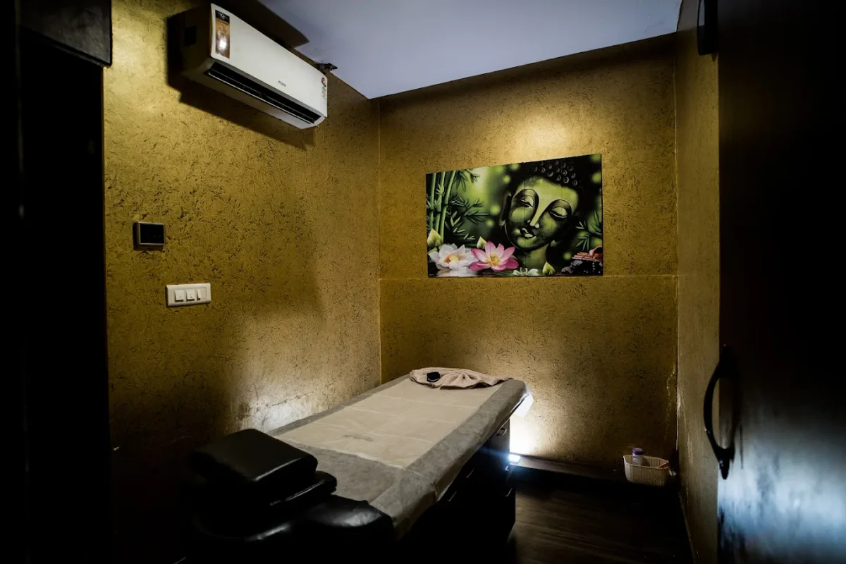 The Golden Paradise Spa image