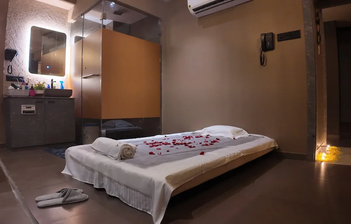 Velora Spa (Spa In Juhu) image