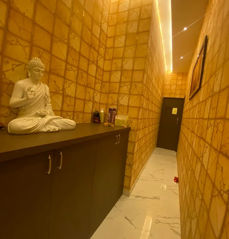 Zen Luxury Spa image